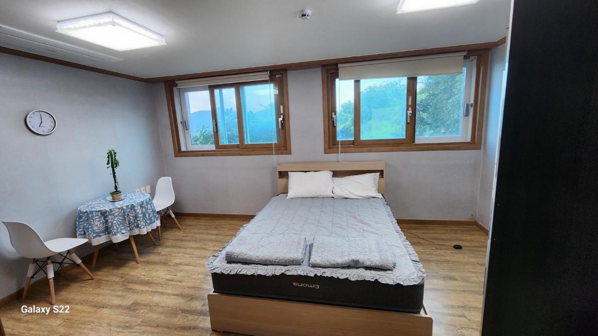 Geoje Seaside Luxury Family Villa Екстер'єр фото