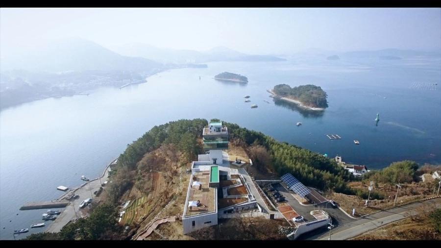 Geoje Seaside Luxury Family Villa Екстер'єр фото